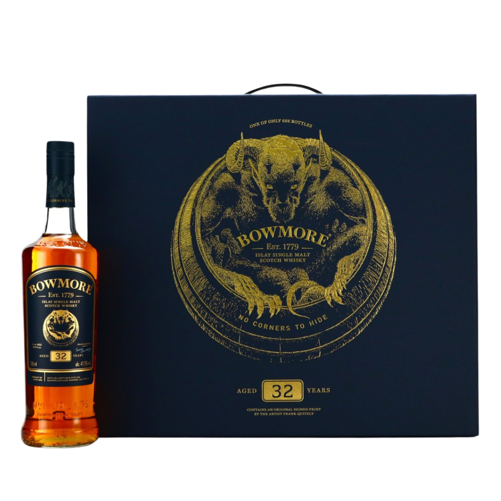 Bowmore 32 Year Old No Corners To Hide / Frank Quitely