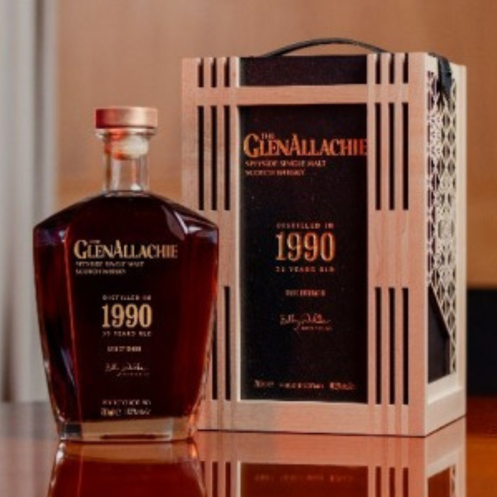 The GlenAllachie 1990 - 35 Years Old